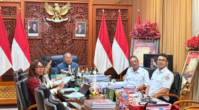 gubernur-koster-minta-program-bedah-rumah-dikebut-capaian-realisasi-baru-1-410-unit